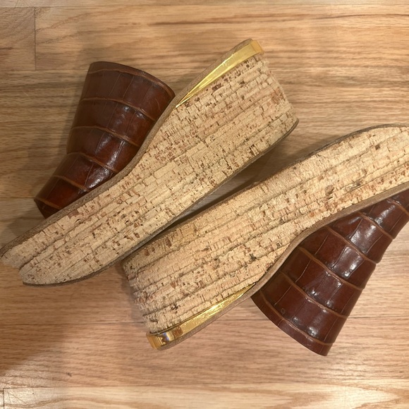 Chloe Platform Wedge Sandal Size 41. In Very Good Condition - Picture 4 of 9